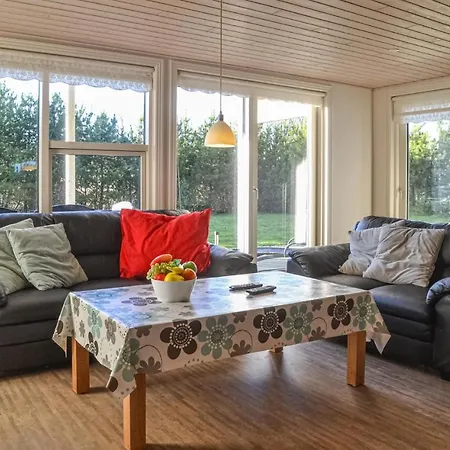 Дом отдыха Stunning In W/ Sauna And 3 Bedrooms