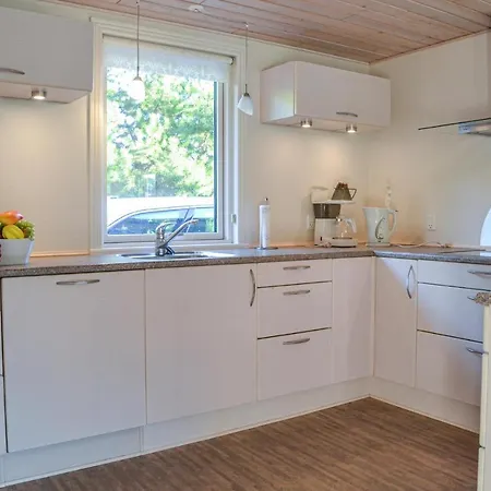 Дом отдыха Stunning In W/ Sauna And 3 Bedrooms *